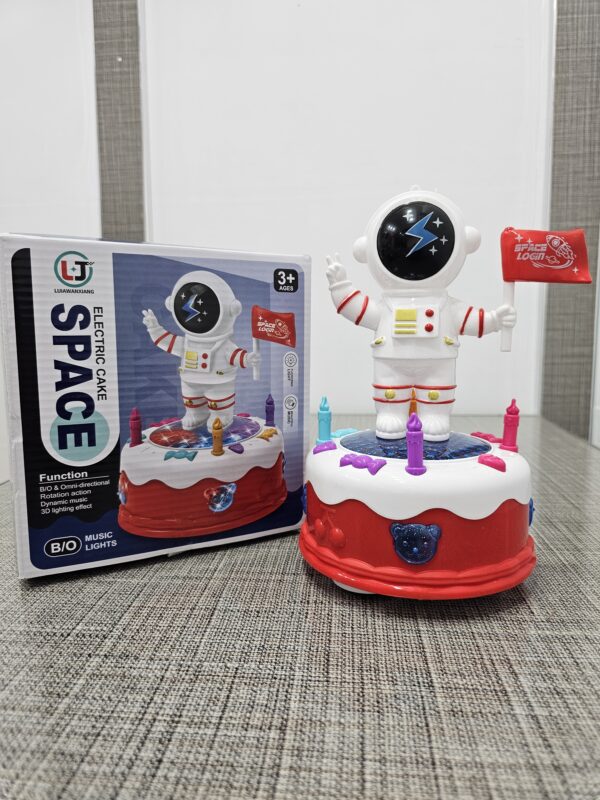 SpaceTime Cake Magic