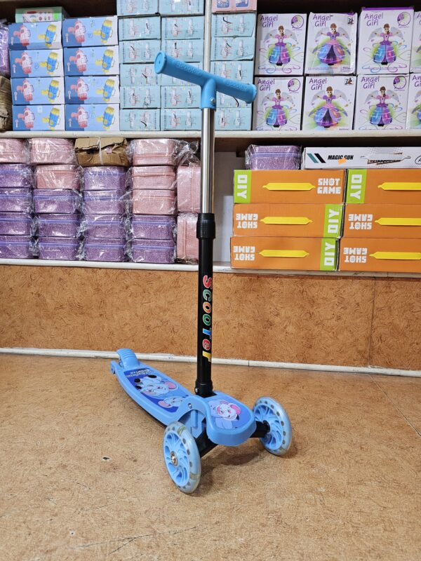 Kick Scooter For Kids - Image 4