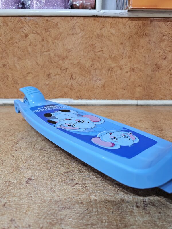 Kick Scooter For Kids - Image 3